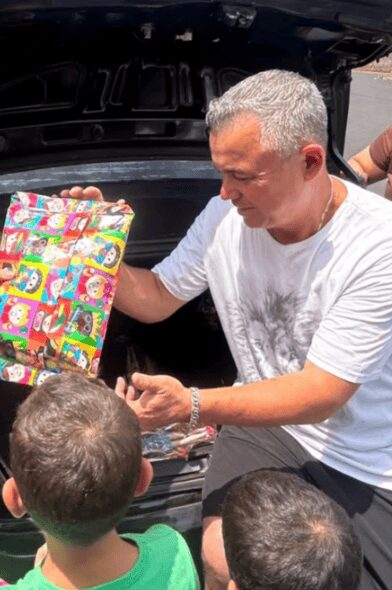 Ação solidária entrega mais de 300 brinquedos no Dia das Crianças em Fernandópolis