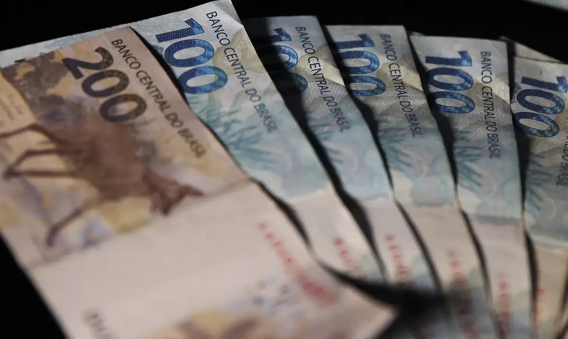 Arrecadação federal atinge R$ 239,4 bi em setembro e sobe 5,62%