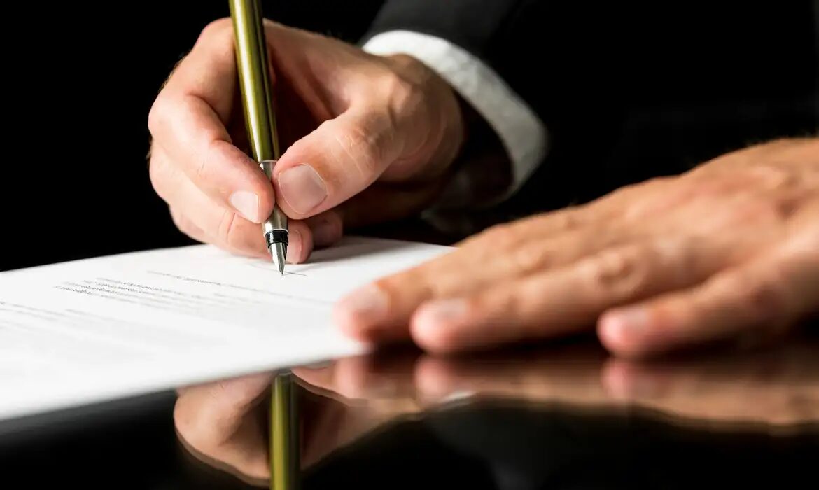 Ausência de registro de união estável exige provas no inventário, mas garante direitos de herança e moradia
