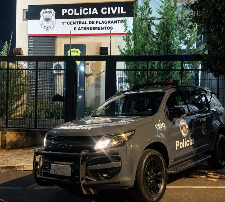 Auxiliar de cozinha é agredido por vizinho e grupo após reclamar de som alto