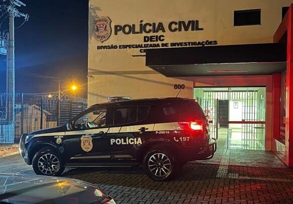 Avô é levado à Deic de Rio Preto após esfaquear neto autista