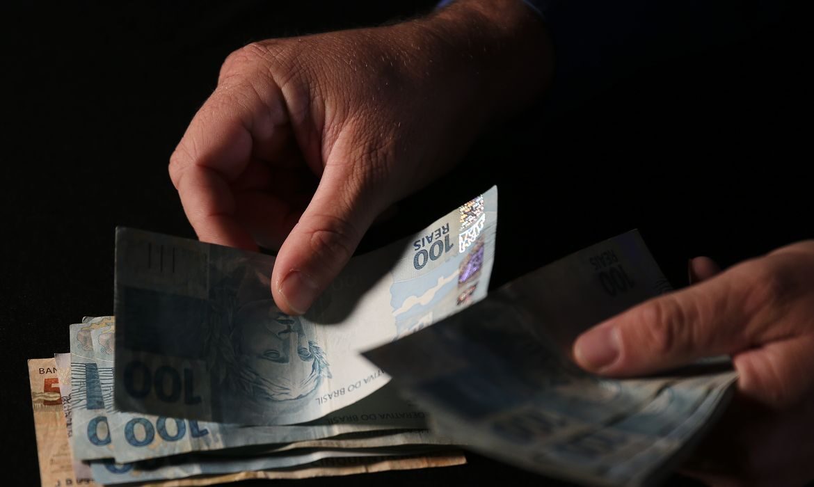 Bancos iniciam devolução de R$ 1,3 bilhão retido em contas de apostas online