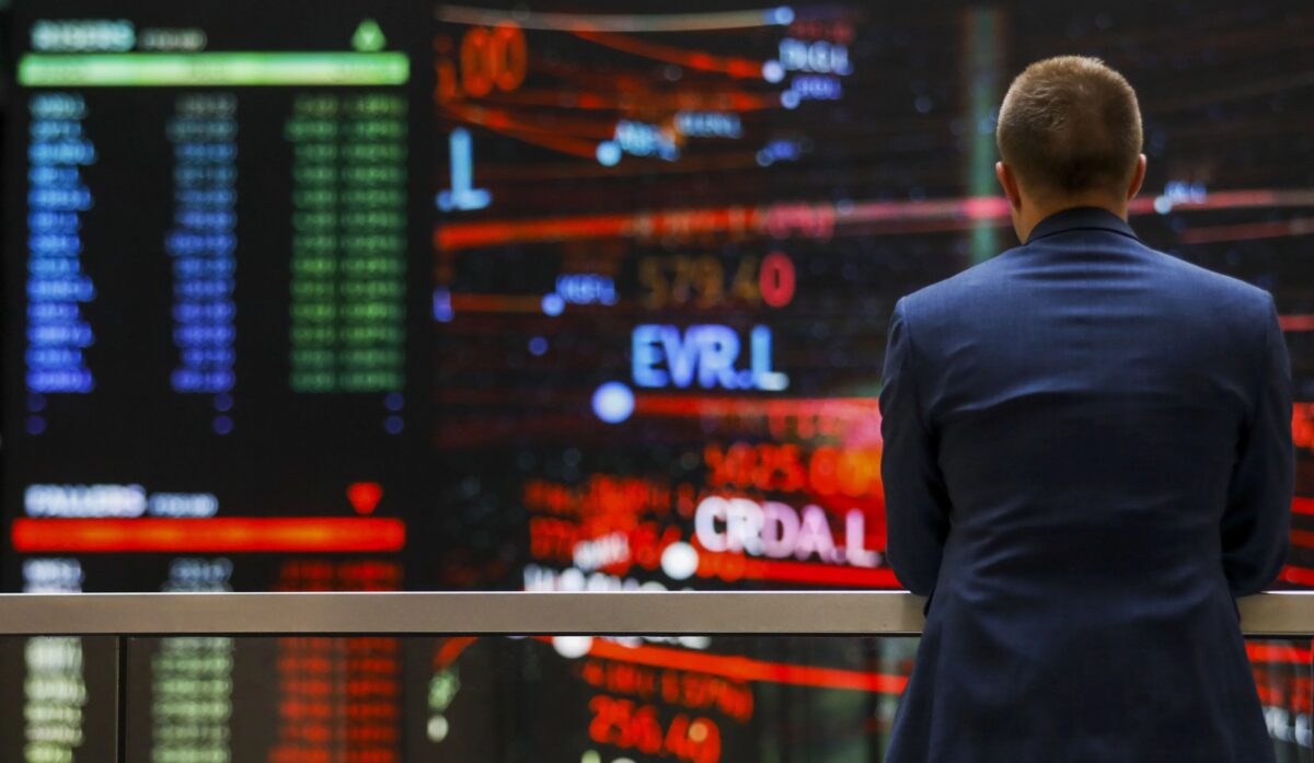 Bolsas da Europa fecham em queda com pressão do petróleo e aversão ao risco