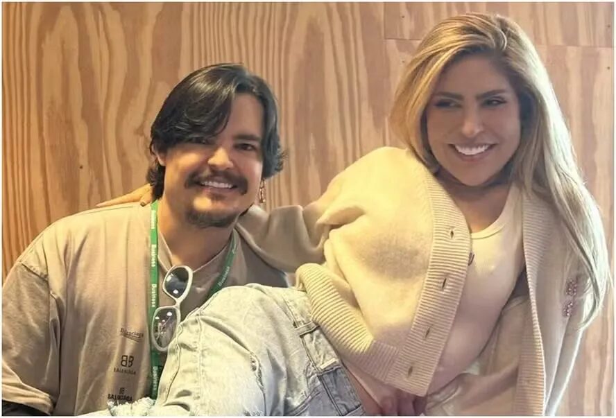 Cantora Manu Bahtidão anuncia fim do casamento de 11 anos com Anderson Halliday