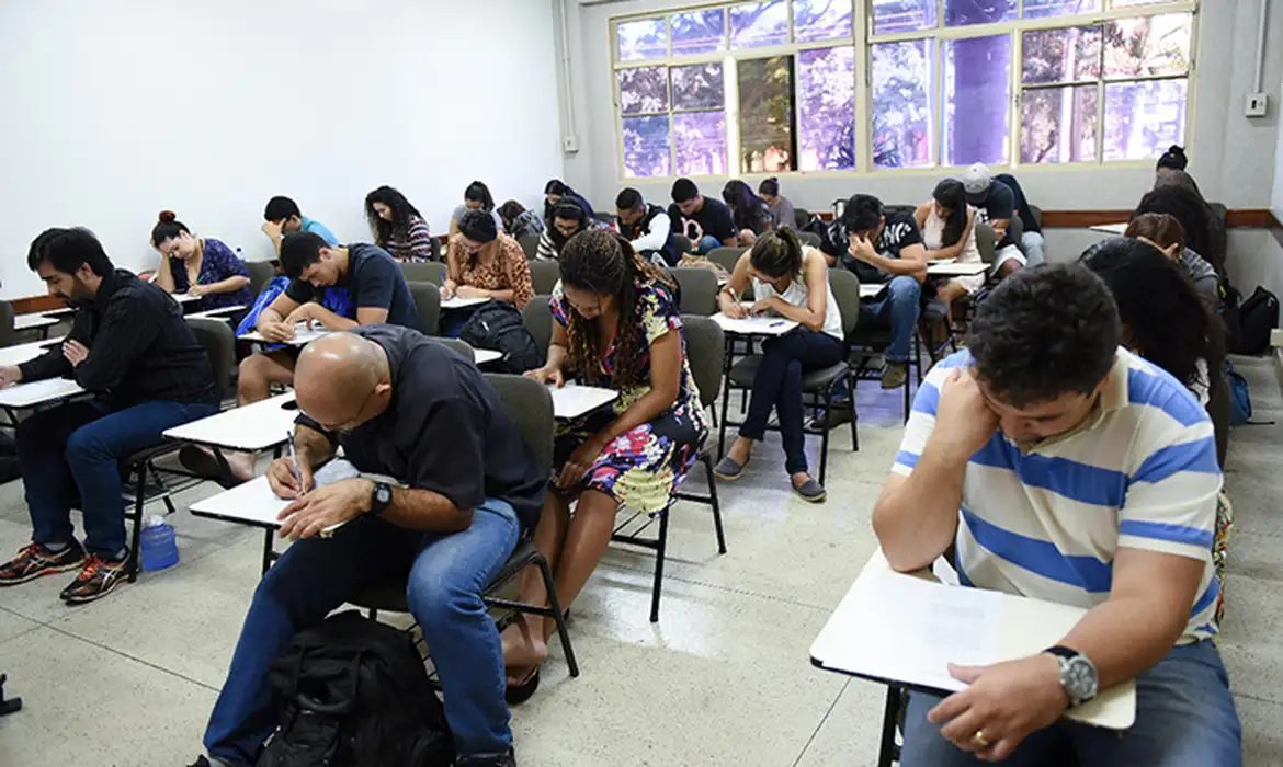 Celpe-Bras 2026: provas de proficiência começam nesta terça (20)