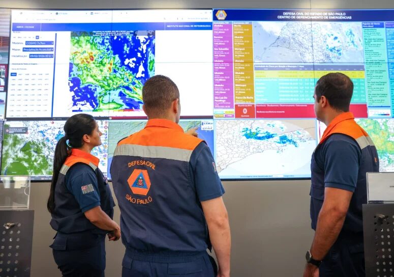 Defesa Civil alerta para tempestades com acumulados de até 80 mm nesta quinta-feira