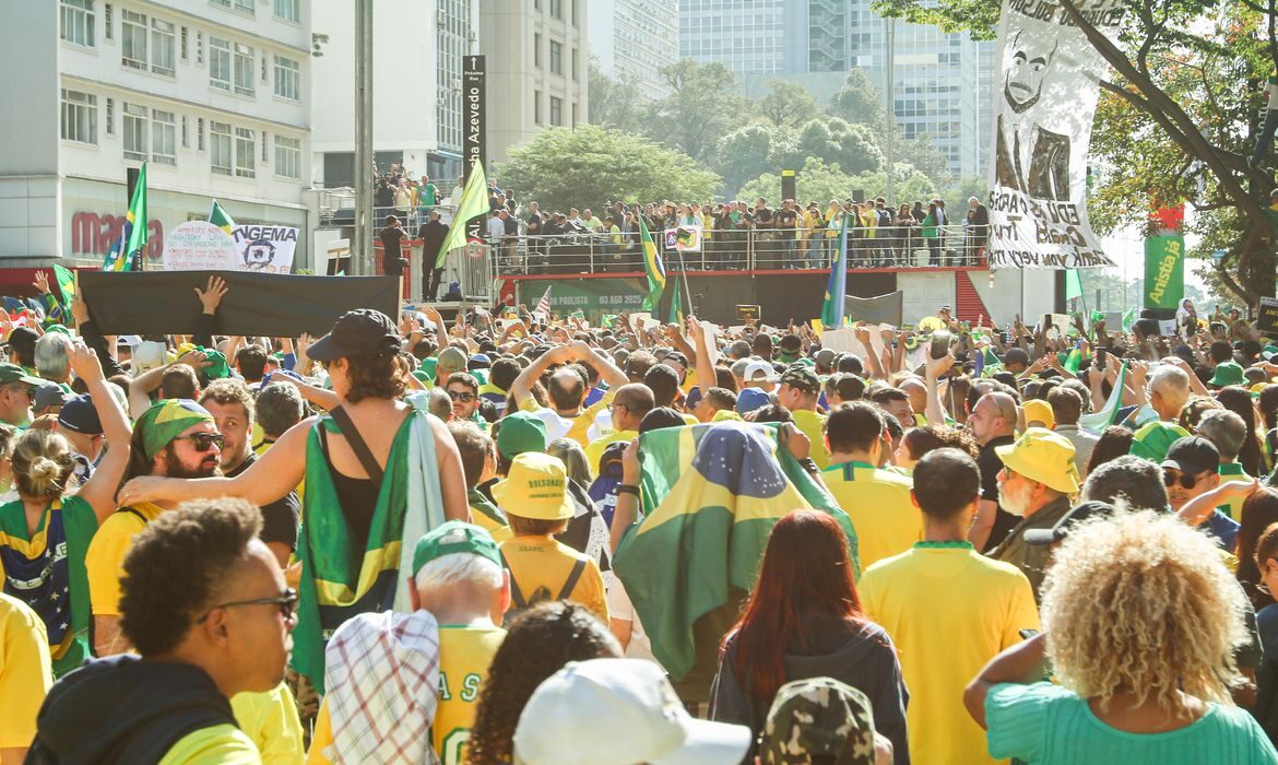 Eleitores de direita de Rio Preto voltam a pregar boicotes a empresas