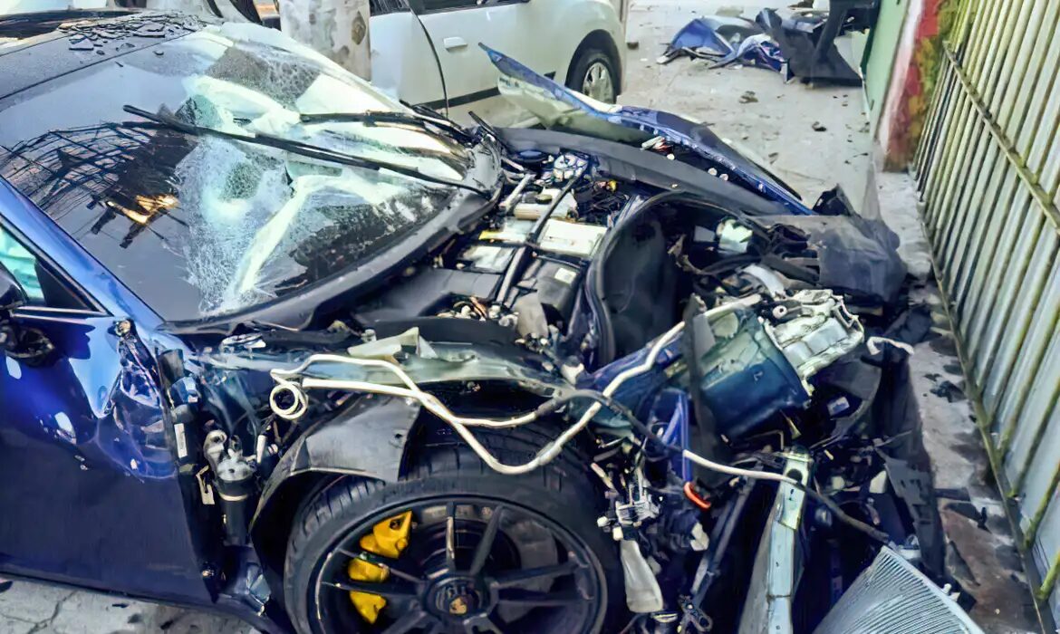 Empresário do Porsche é condenado a 17 anos de prisão pela morte de motorista de aplicativo