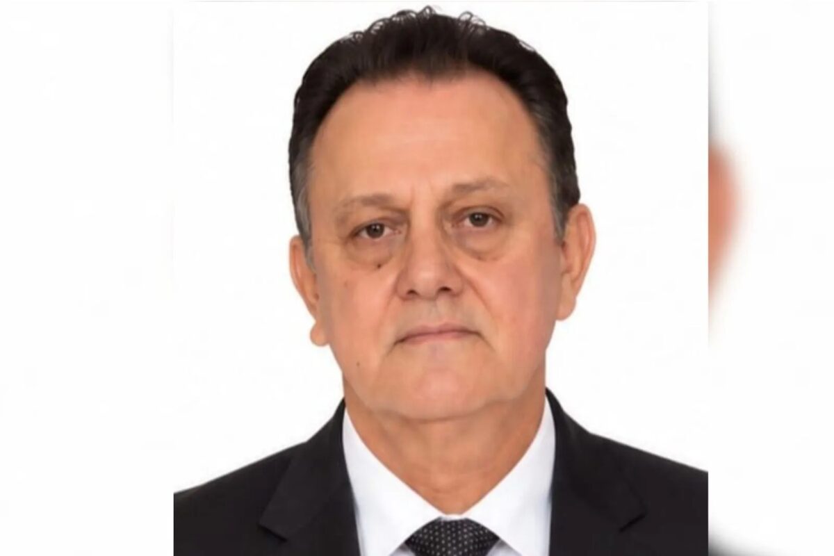 Empresário morre em acidente entre carro e ônibus em estrada vicinal
