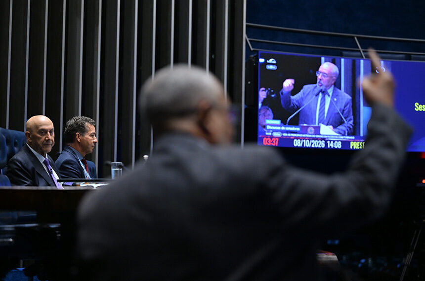 Fim da escala 6x1 passa pela 3ª sessão de discussão no Plenário