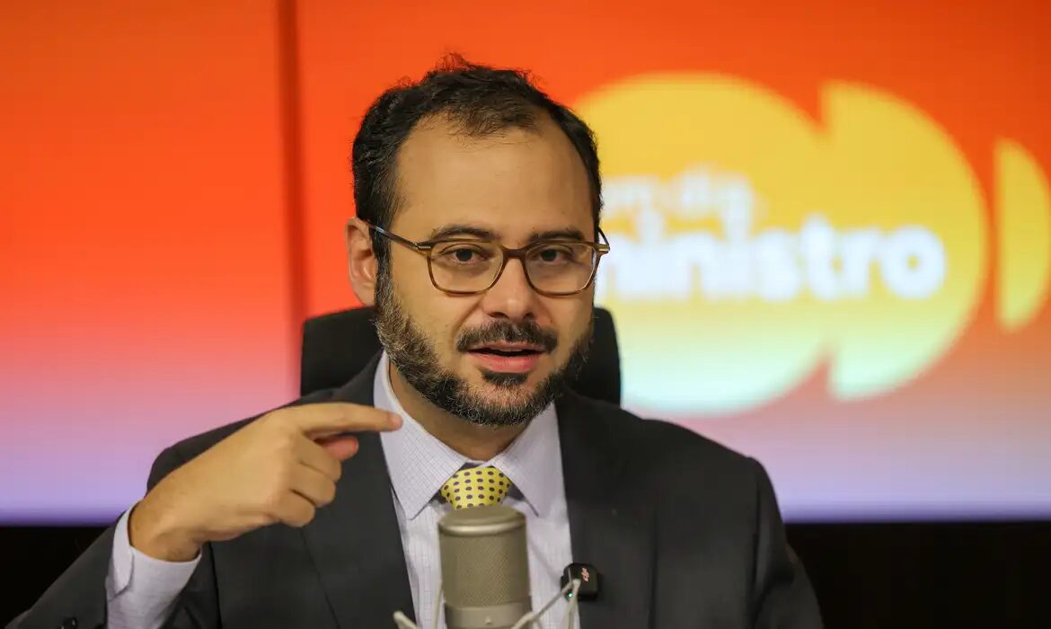 Governo estima arrecadar até R$ 4 bilhões com perdão de dívidas de MEIs e lançamento do Prospera MEI