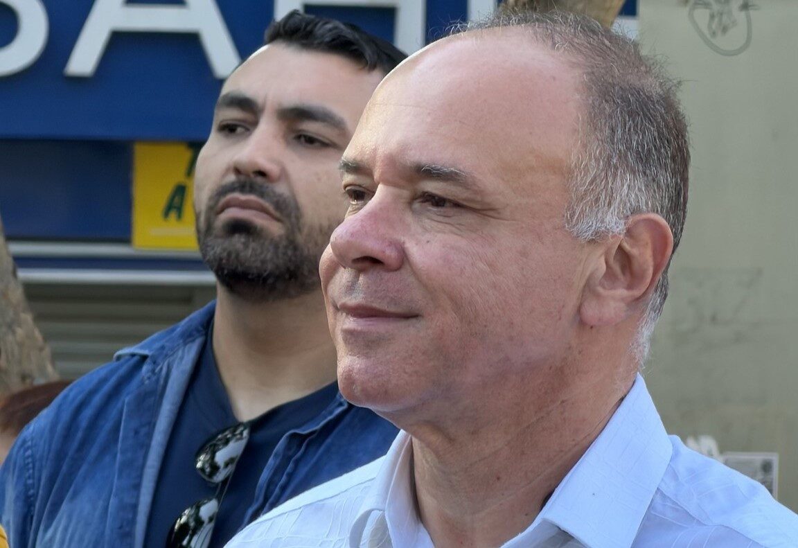 Justiça mantém prefeito como réu em ação que questiona Smart Rio Preto