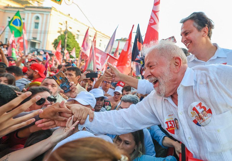 Lula vence segundo turno e é reeleito presidente da República
