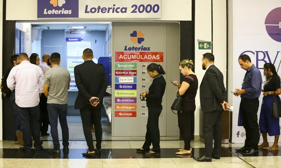 Mega-Sena sorteia prêmio acumulado em R$ 112 milhões na manhã deste domingo