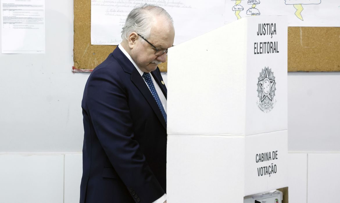 Presidente do STF defende respeito à soberania popular e estabilidade após o pleito
