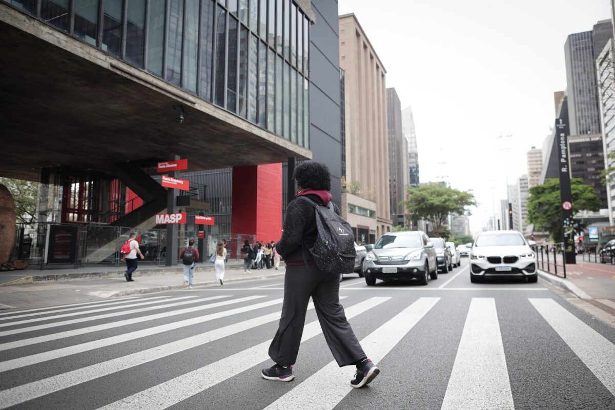 Quarta-feira terá sensação de frio pela manhã e risco de queimadas no interior de SP