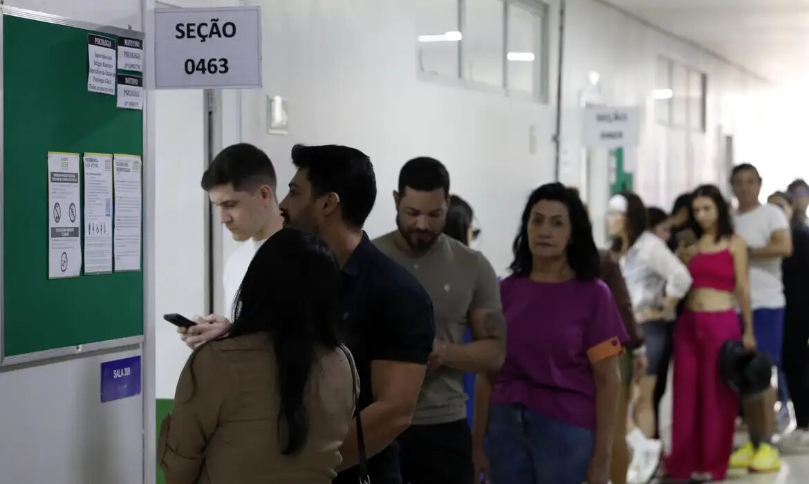 TSE esclarece que dados sobre presença de eleitores no primeiro turno seguem em processamento