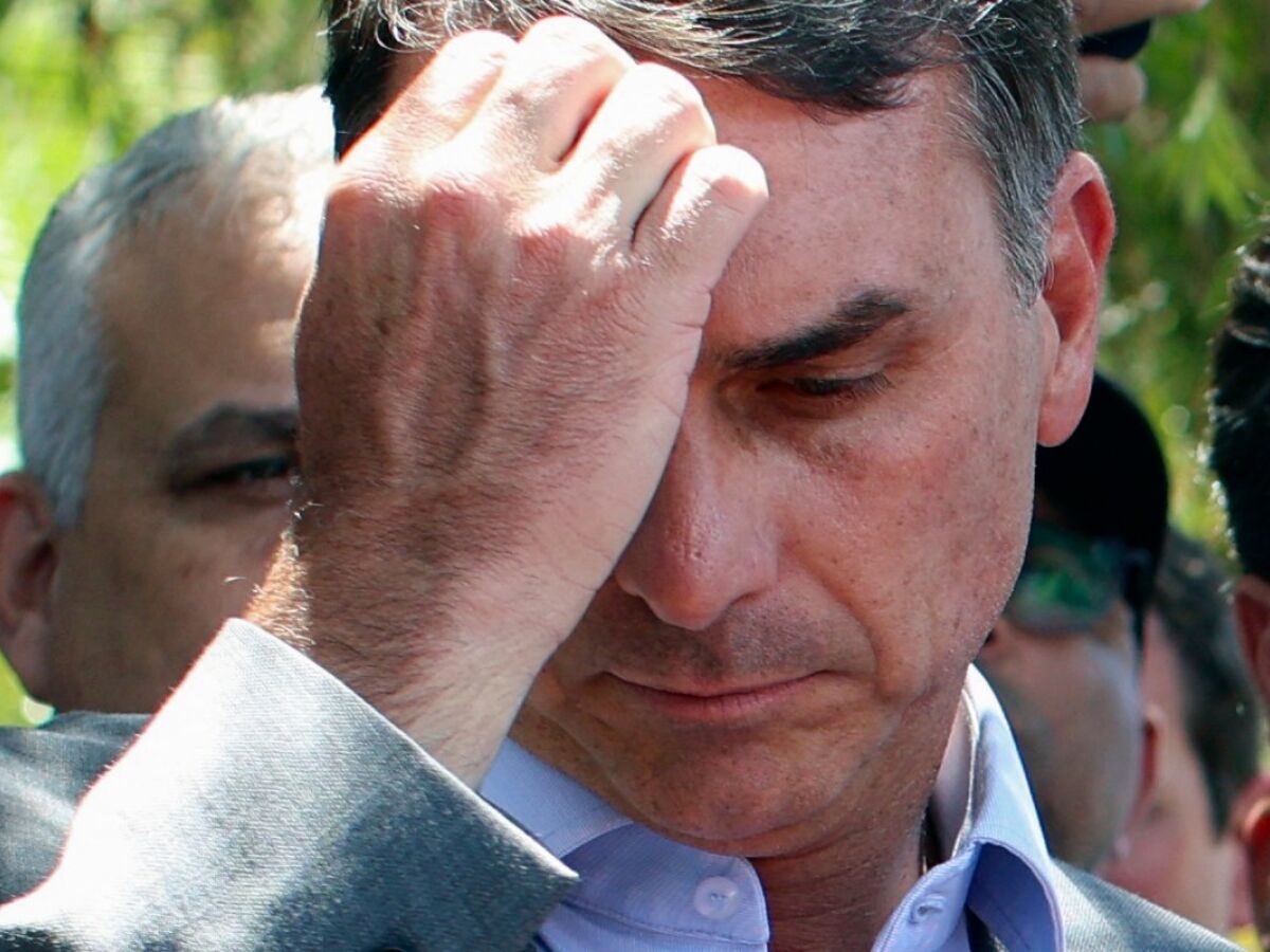 TSE manda suspender site que oferecia criptomoedas em troca de postagens em apoio a Flávio Bolsonaro