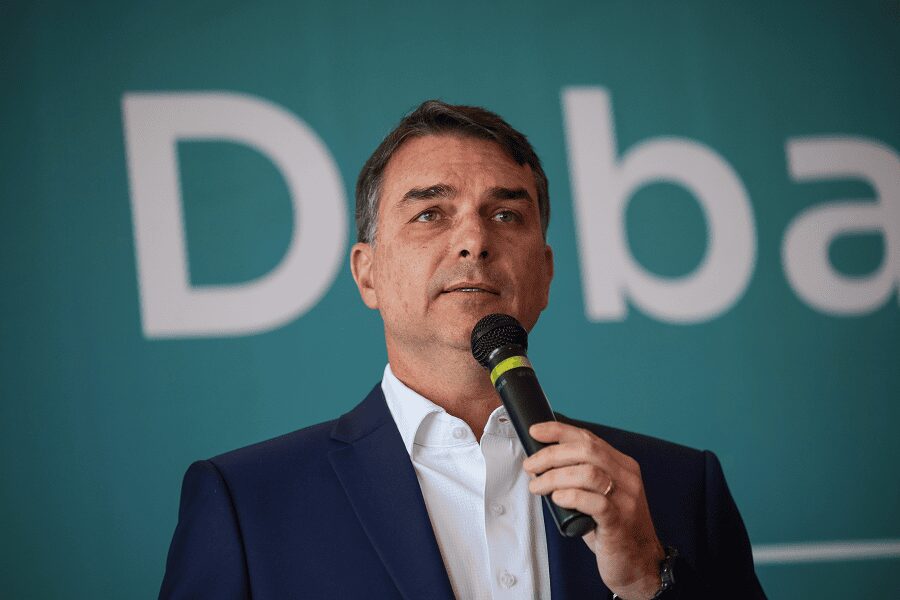 TSE nega pedido da campanha de Flávio Bolsonaro para suspender publicações de líderes sindicais e sociais